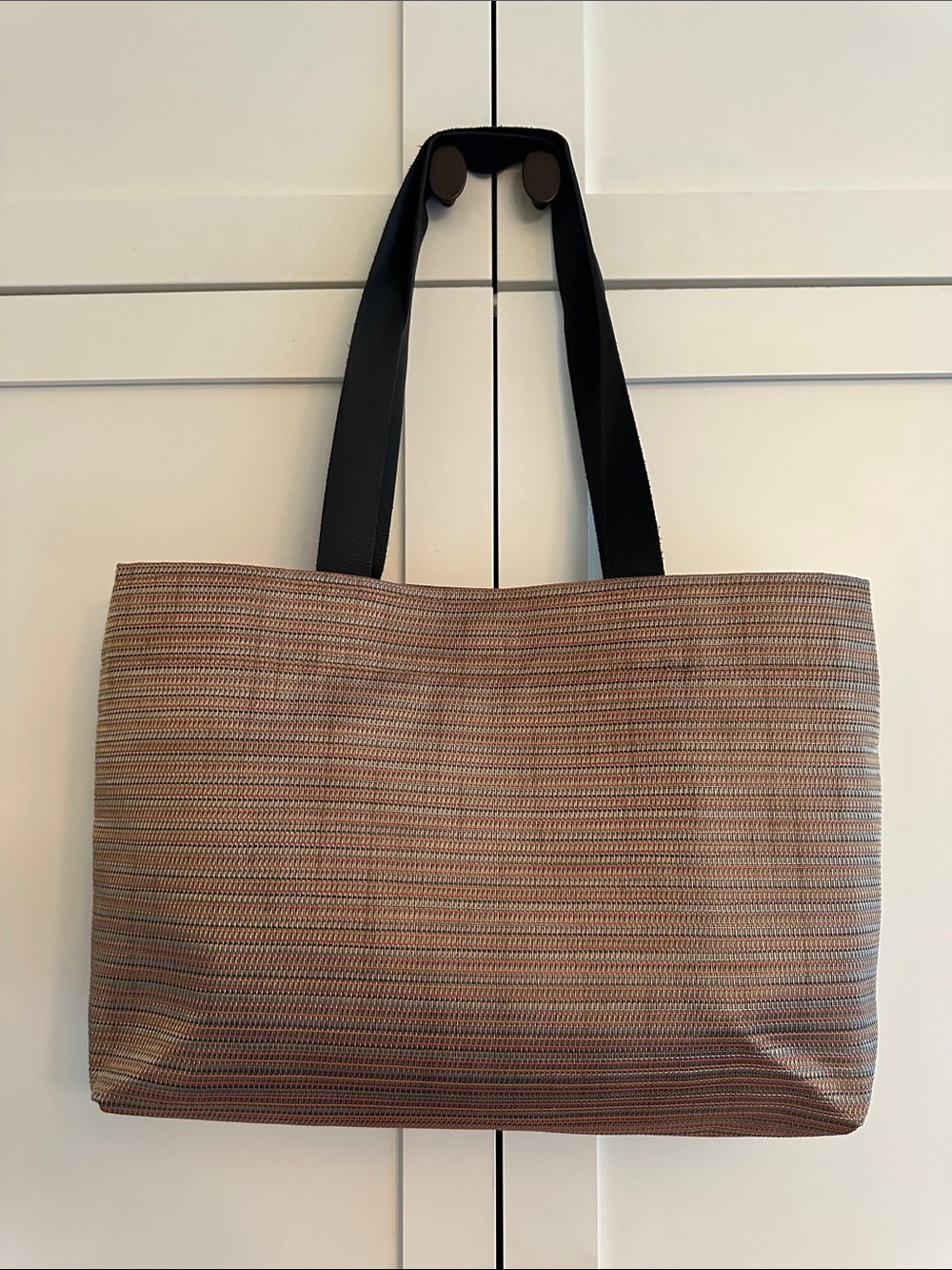 CHILEWICH WOVEN TOTE WITH LEATHER STRAPS